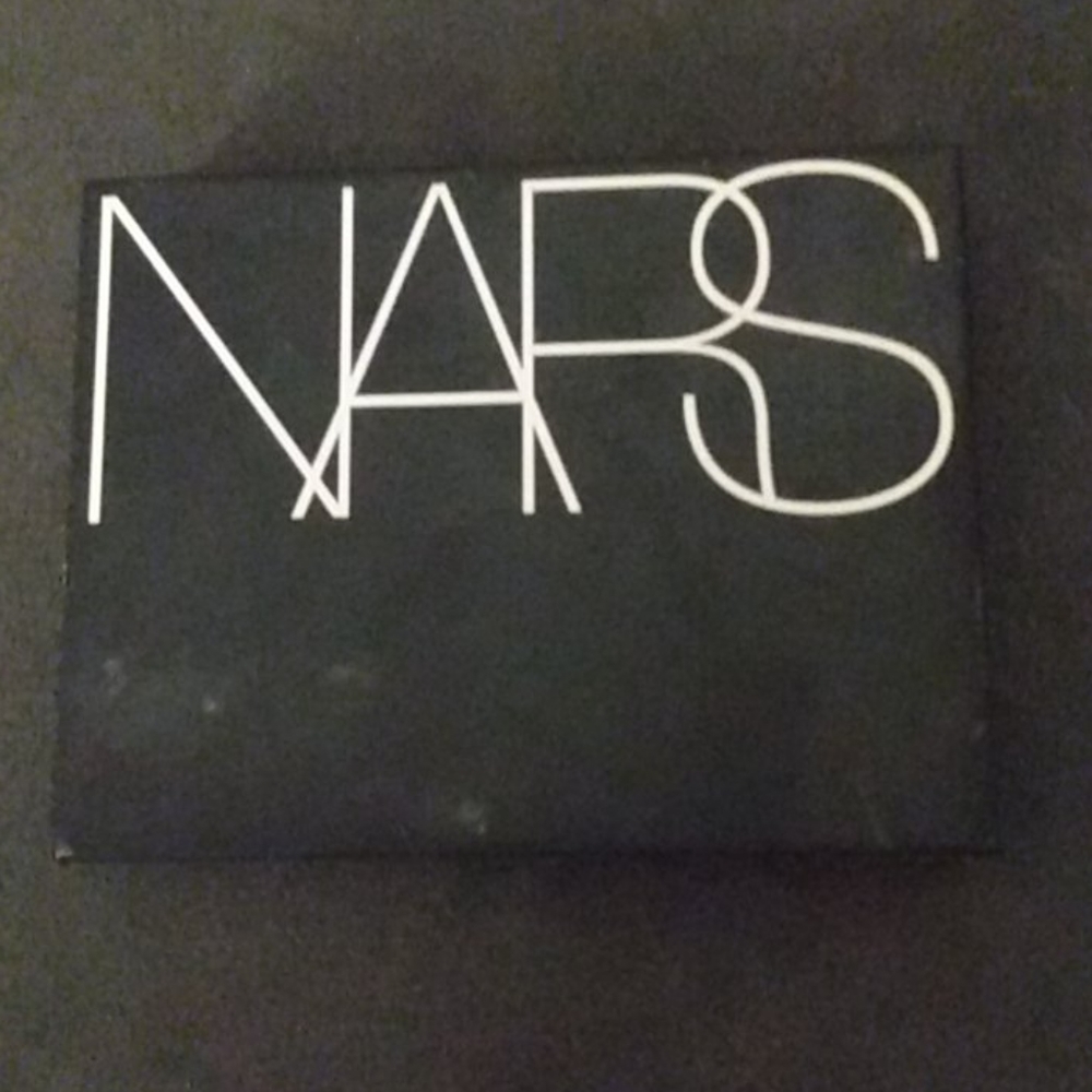 NARS Light Reflecting Setting Powder